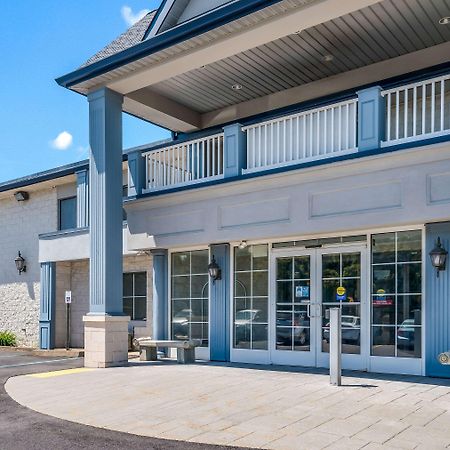 Econo Lodge Quakertown Exterior photo