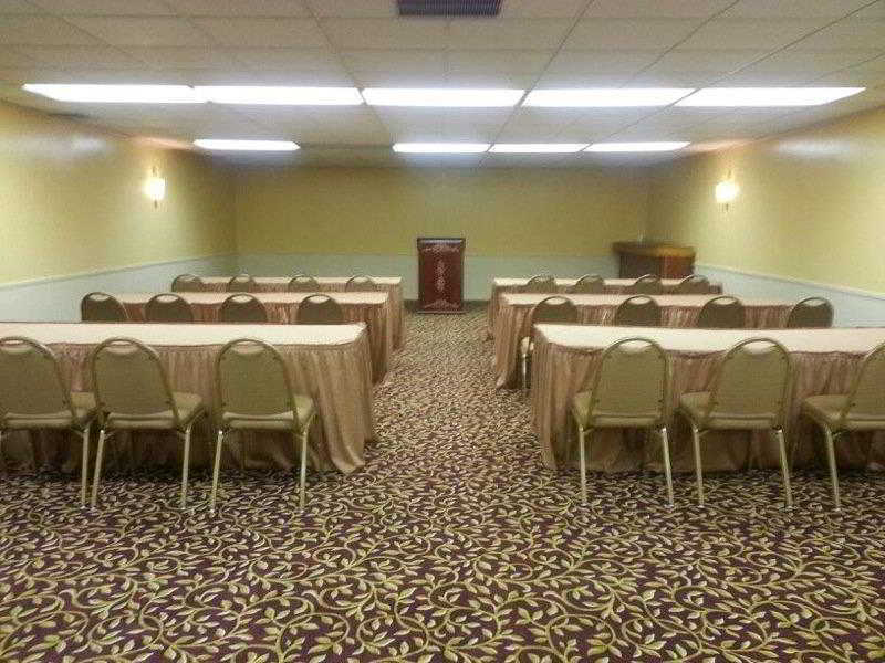 Econo Lodge Quakertown Exterior photo