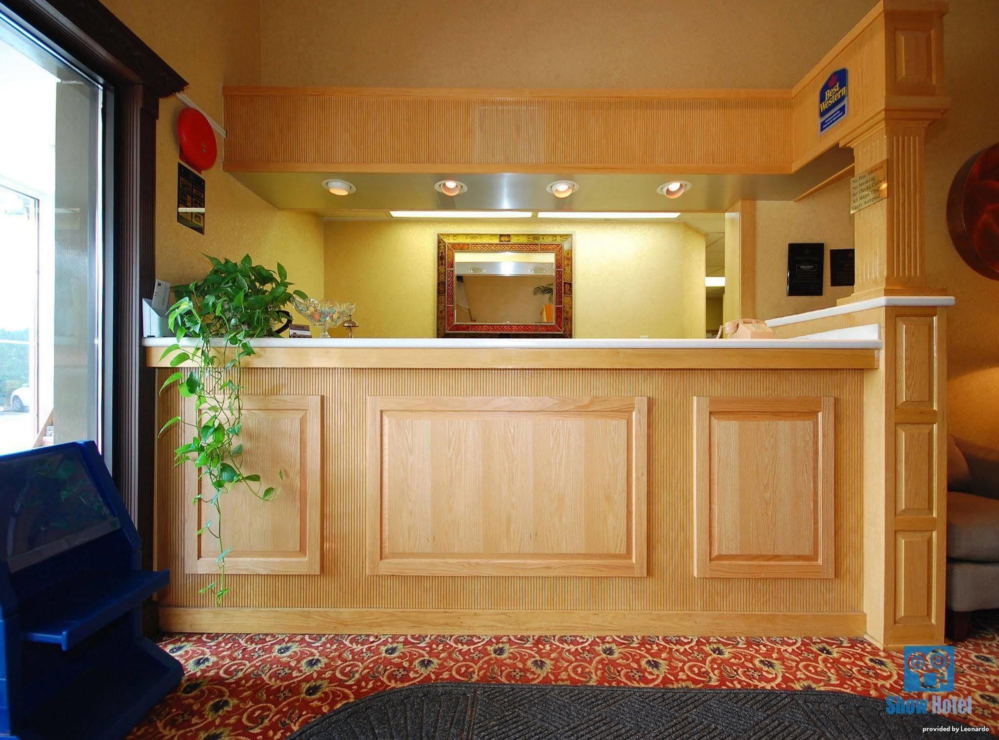 Econo Lodge Quakertown Interior photo