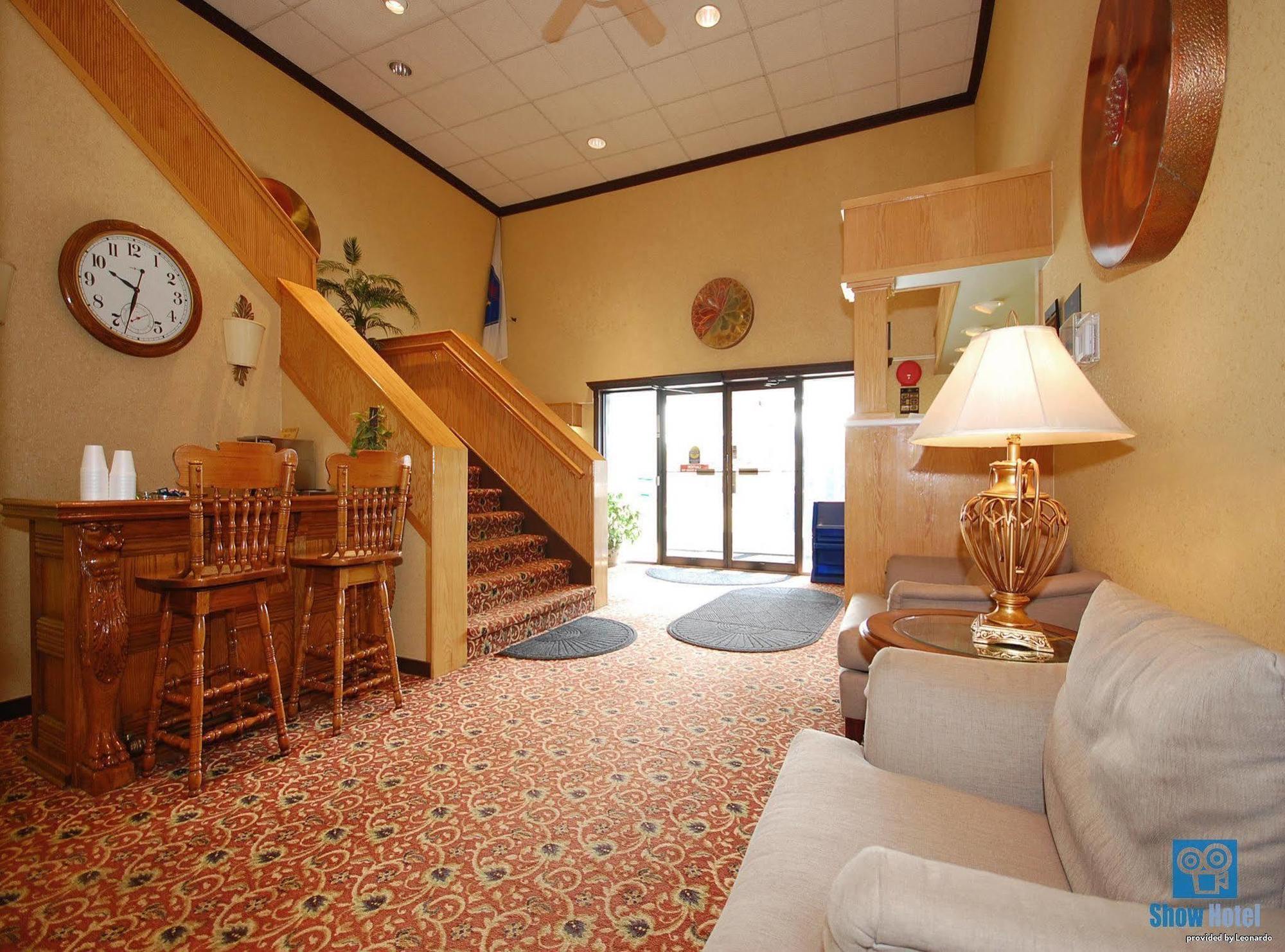 Econo Lodge Quakertown Exterior photo